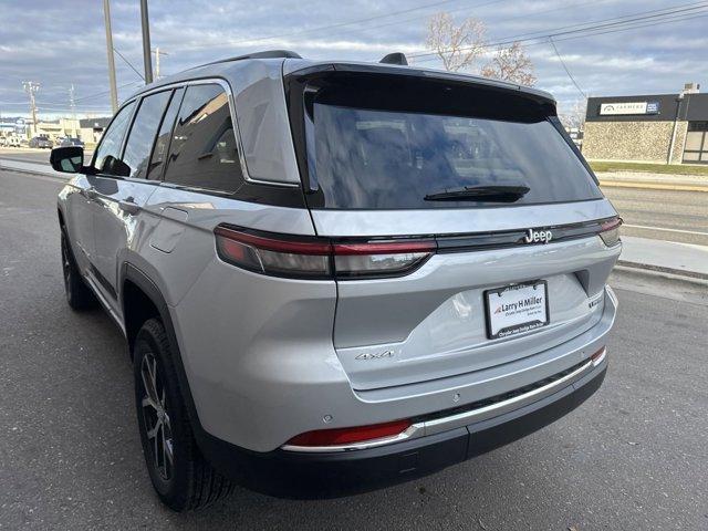 new 2025 Jeep Grand Cherokee car, priced at $41,296