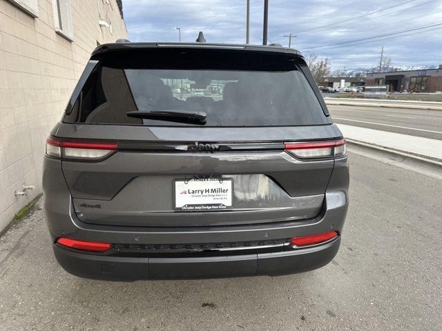 new 2025 Jeep Grand Cherokee car, priced at $42,532