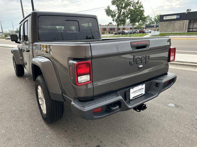 new 2023 Jeep Gladiator car, priced at $44,996