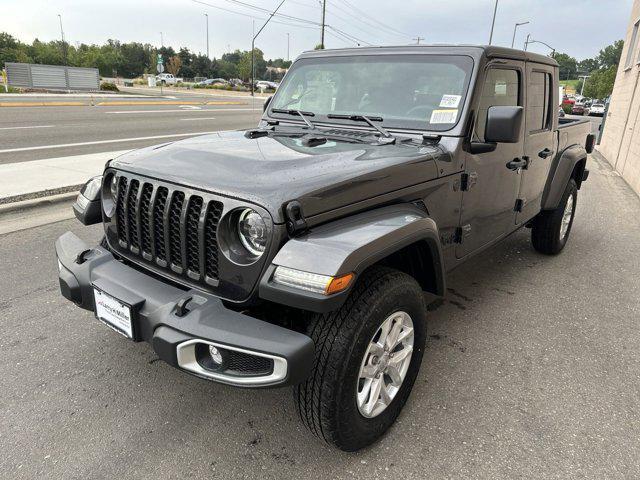 new 2023 Jeep Gladiator car, priced at $44,996