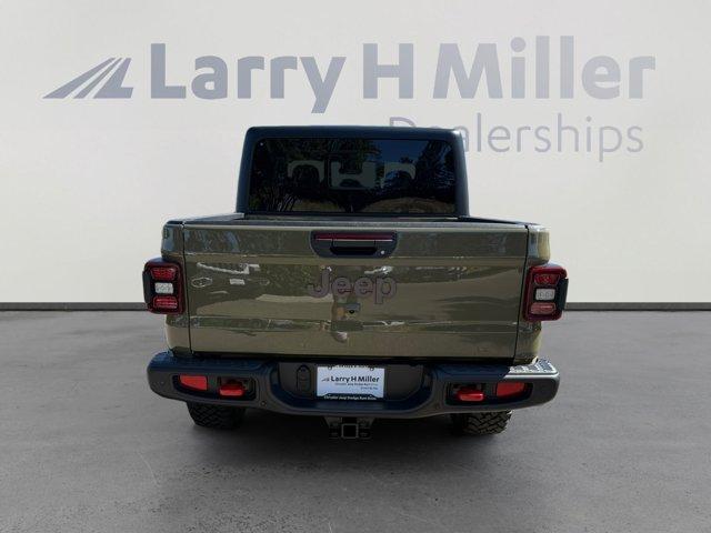 new 2025 Jeep Gladiator car, priced at $53,870