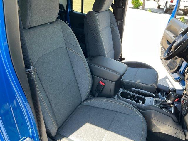 new 2025 Jeep Gladiator car, priced at $47,964