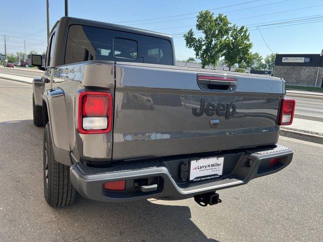 new 2024 Jeep Gladiator car, priced at $43,485