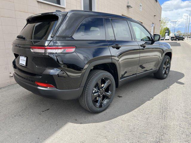 new 2024 Jeep Grand Cherokee car, priced at $44,670