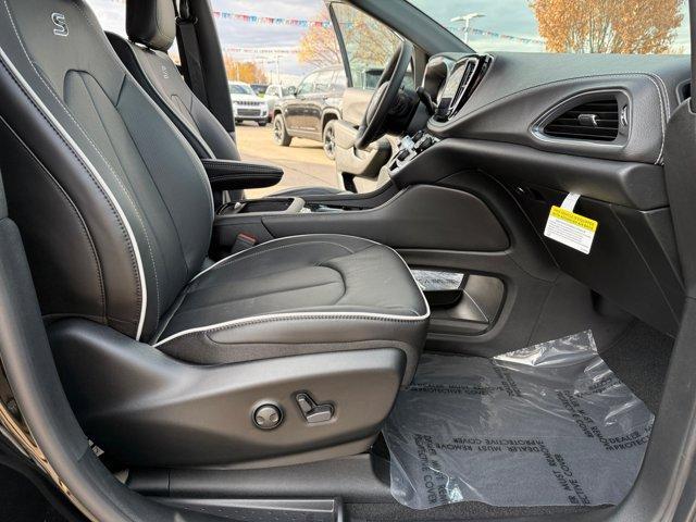 new 2026 Chrysler Pacifica car, priced at $55,240