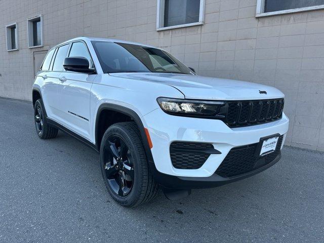 new 2025 Jeep Grand Cherokee car, priced at $41,518