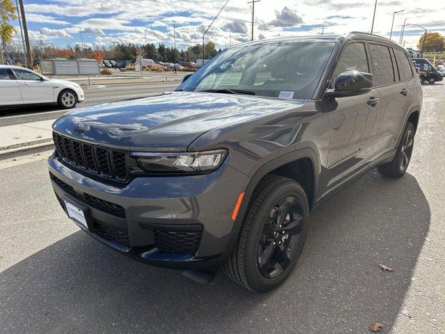 new 2025 Jeep Grand Cherokee L car, priced at $47,124