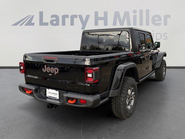 new 2025 Jeep Gladiator car, priced at $53,122