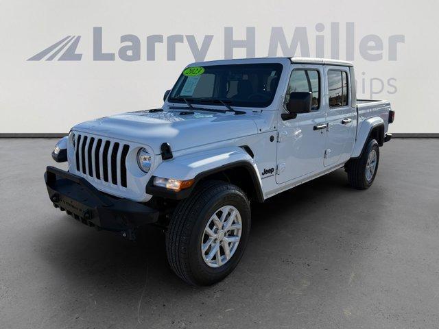 used 2023 Jeep Gladiator car, priced at $34,487