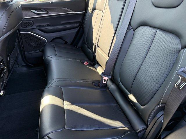 new 2025 Jeep Grand Cherokee car, priced at $50,331