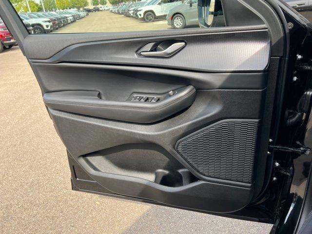 new 2025 Jeep Grand Cherokee L car, priced at $43,784
