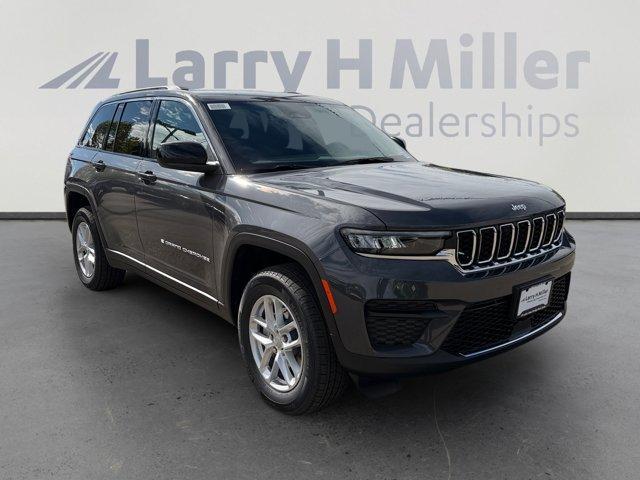 new 2025 Jeep Grand Cherokee car, priced at $37,805