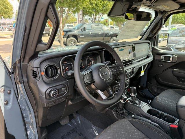 new 2025 Jeep Gladiator car, priced at $48,259