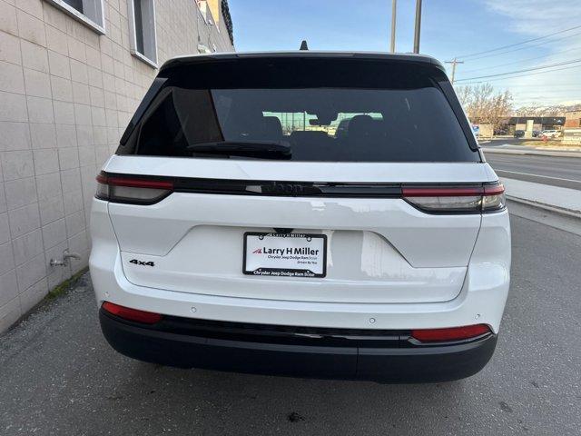 new 2025 Jeep Grand Cherokee car, priced at $41,981