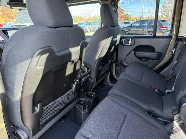 new 2025 Jeep Gladiator car, priced at $48,259