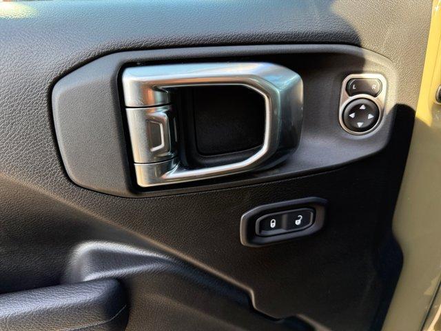 new 2025 Jeep Gladiator car, priced at $48,259