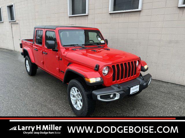 new 2023 Jeep Gladiator car, priced at $47,535