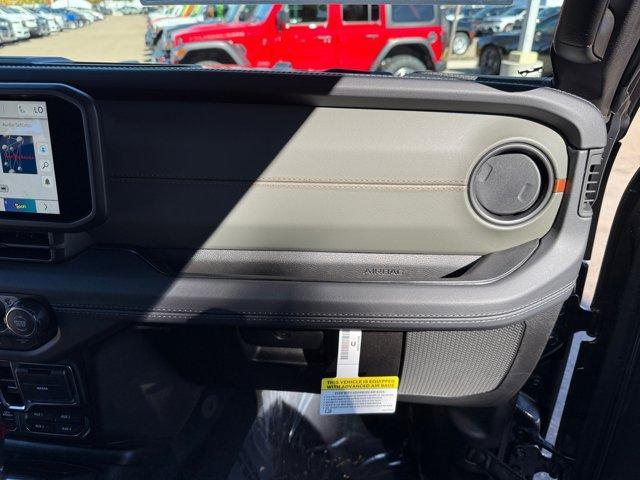 new 2025 Jeep Gladiator car, priced at $53,122