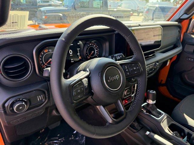 new 2025 Jeep Wrangler car, priced at $61,505