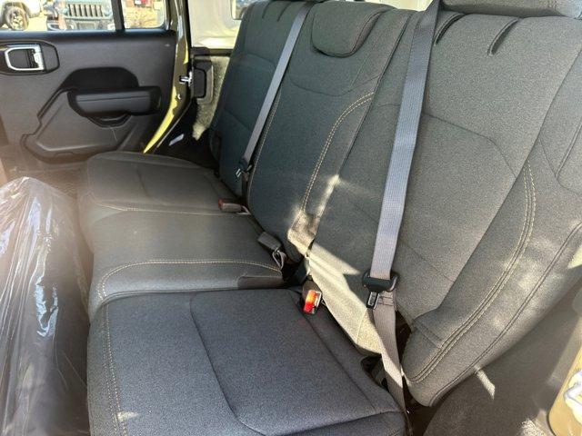 new 2025 Jeep Wrangler car, priced at $46,284