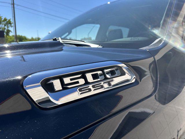 new 2025 Ram 1500 car, priced at $47,441