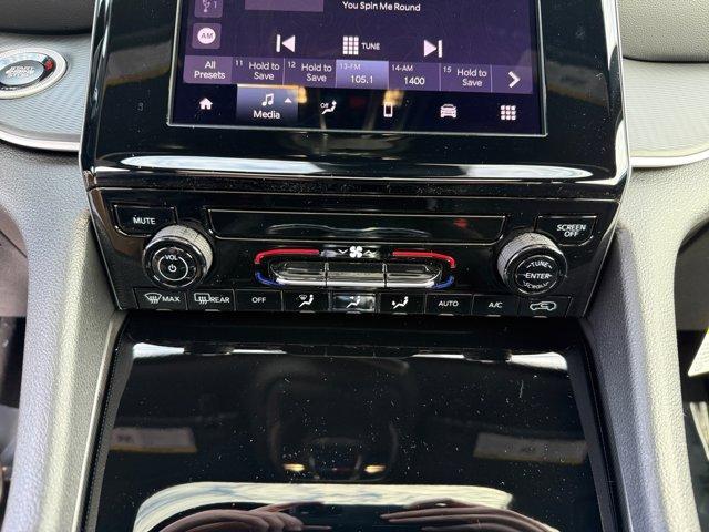 new 2025 Jeep Grand Cherokee car, priced at $35,656