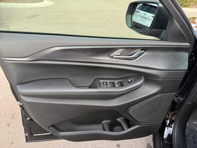 new 2025 Jeep Grand Cherokee car, priced at $35,656