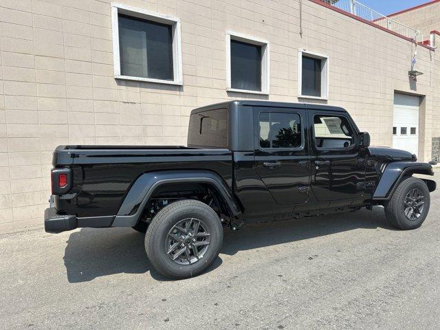 new 2024 Jeep Gladiator car, priced at $43,485