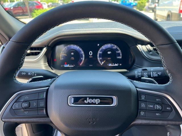 new 2025 Jeep Grand Cherokee car, priced at $50,331