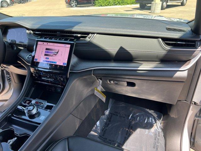 new 2025 Jeep Grand Cherokee car, priced at $50,331