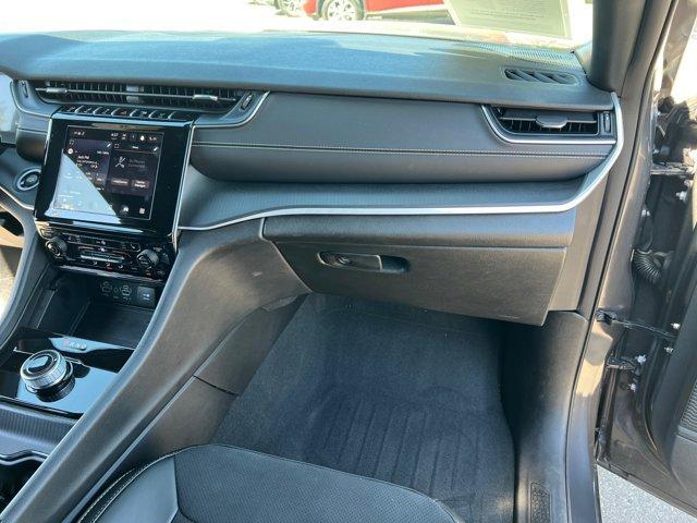 used 2024 Jeep Grand Cherokee car, priced at $26,998