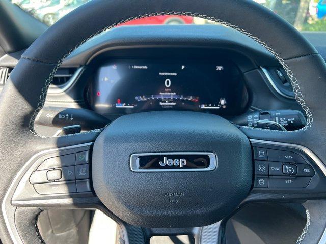 used 2024 Jeep Grand Cherokee car, priced at $26,998