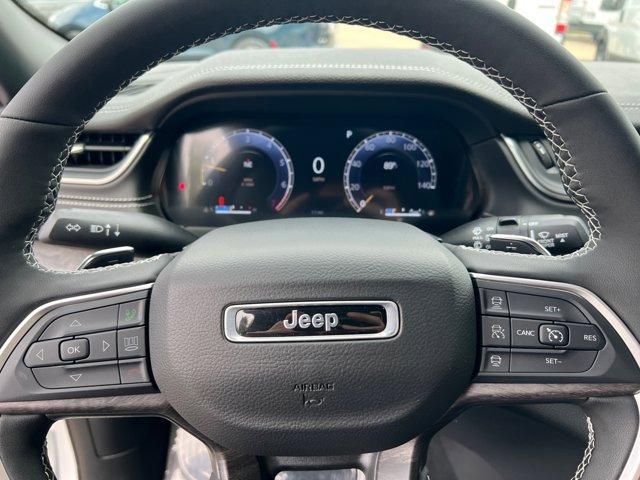 new 2025 Jeep Grand Cherokee car, priced at $49,807