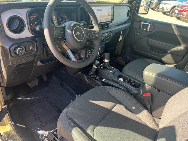 new 2025 Jeep Wrangler car, priced at $43,651