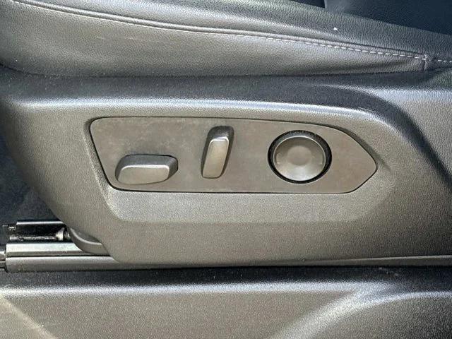 used 2023 Chevrolet Suburban car, priced at $41,989