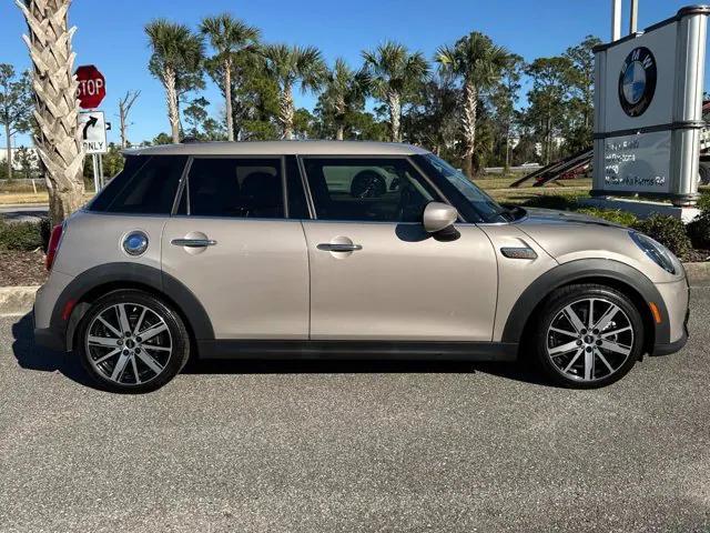 used 2022 MINI Hardtop car, priced at $19,971