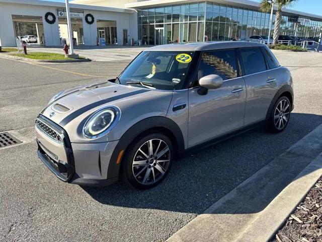 used 2022 MINI Hardtop car, priced at $19,971