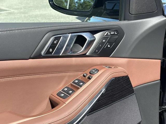 new 2026 BMW X7 car, priced at $95,705