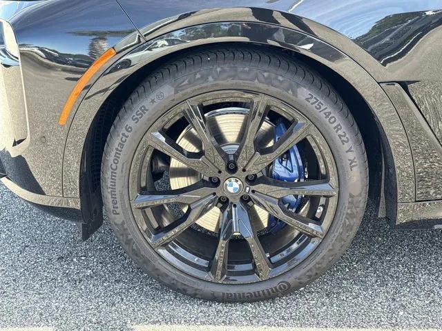 new 2026 BMW X7 car, priced at $95,705