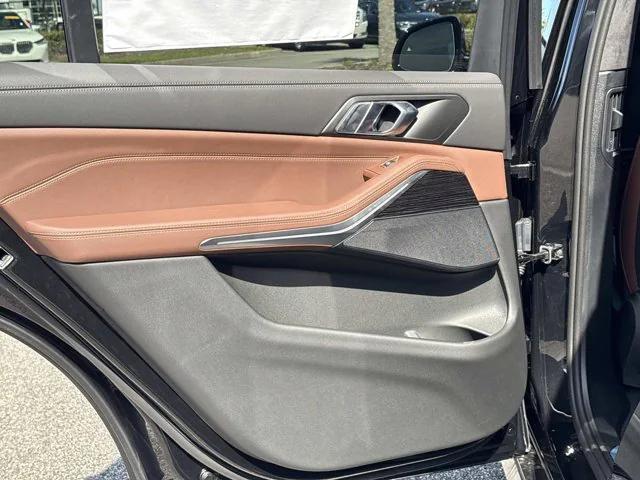 new 2026 BMW X7 car, priced at $95,705