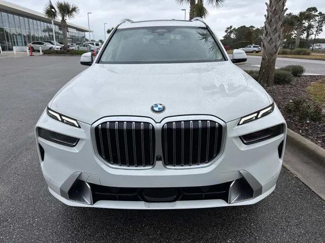 new 2025 BMW X7 car, priced at $88,205