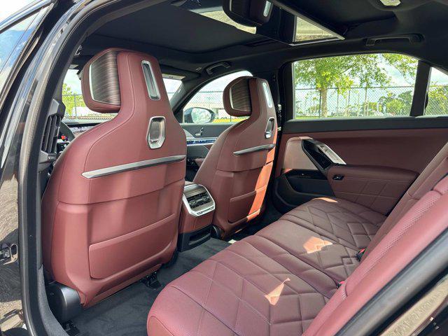 new 2025 BMW 760 car