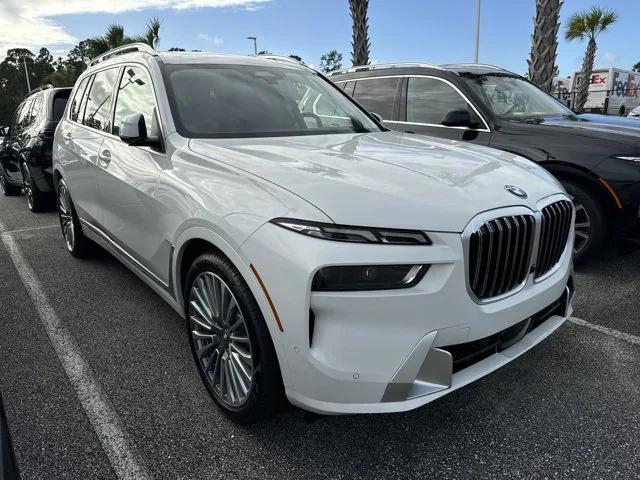 new 2025 BMW X7 car, priced at $90,200