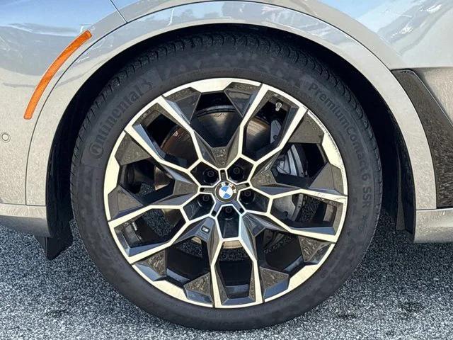 used 2025 BMW X7 car, priced at $94,025