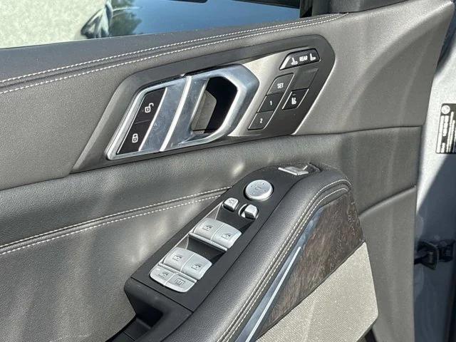used 2025 BMW X7 car, priced at $94,025