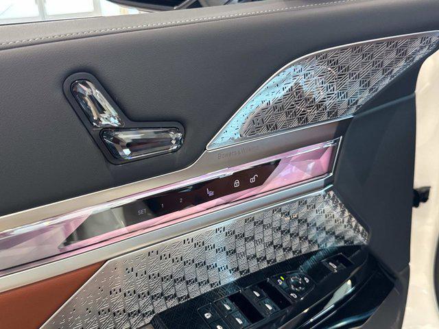 new 2025 BMW 760 car, priced at $140,234