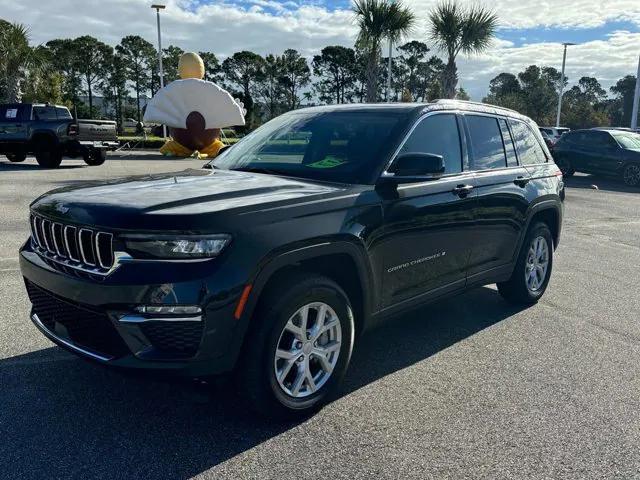 used 2024 Jeep Grand Cherokee car, priced at $40,974