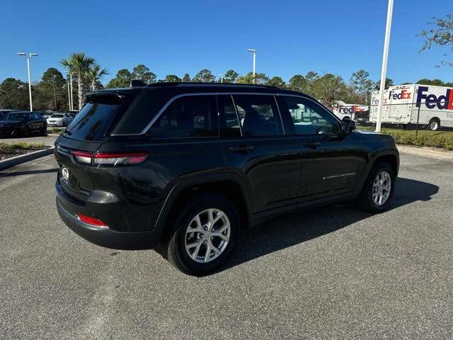 used 2024 Jeep Grand Cherokee car, priced at $40,974