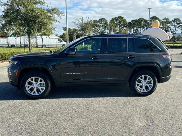 used 2024 Jeep Grand Cherokee car, priced at $40,974