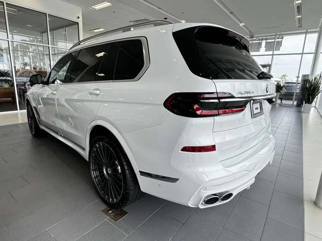 new 2025 BMW X7 car, priced at $159,695